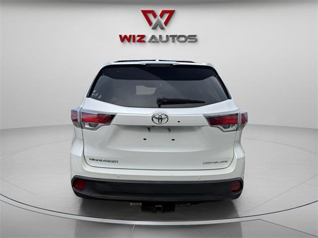 2016 Toyota Highlander Limited Platinum V6, available for sale in Stratford, Connecticut | Wiz Leasing Inc. Stratford, Connecticut 2016 Toyota Highlander Limited Platinum V6, available for sale in Stratford, Connecticut | Wiz Leasing Inc. Stratford, Connecticut
