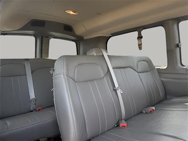 2016 GMC Savana 2500 LS, available for sale in Stratford, Connecticut | Wiz Leasing Inc. Stratford, Connecticut 2016 GMC Savana 2500 LS, available for sale in Stratford, Connecticut | Wiz Leasing Inc. Stratford, Connecticut