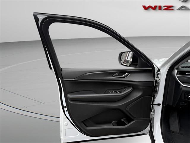 2023 Jeep Grand Cherokee l Laredo, available for sale in Stratford, Connecticut | Wiz Leasing Inc. Stratford, Connecticut 2023 Jeep Grand Cherokee l Laredo, available for sale in Stratford, Connecticut | Wiz Leasing Inc. Stratford, Connecticut