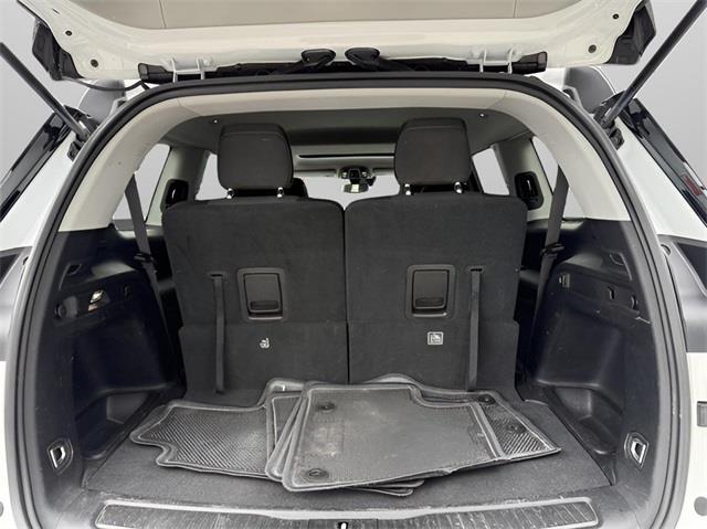 2023 Jeep Grand Cherokee l Laredo, available for sale in Stratford, Connecticut | Wiz Leasing Inc. Stratford, Connecticut 2023 Jeep Grand Cherokee l Laredo, available for sale in Stratford, Connecticut | Wiz Leasing Inc. Stratford, Connecticut