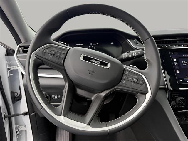 2023 Jeep Grand Cherokee l Laredo, available for sale in Stratford, Connecticut | Wiz Leasing Inc. Stratford, Connecticut 2023 Jeep Grand Cherokee l Laredo, available for sale in Stratford, Connecticut | Wiz Leasing Inc. Stratford, Connecticut