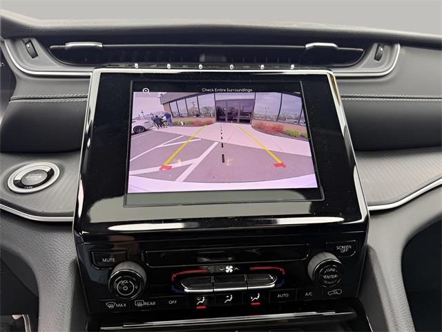 2023 Jeep Grand Cherokee l Laredo, available for sale in Stratford, Connecticut | Wiz Leasing Inc. Stratford, Connecticut 2023 Jeep Grand Cherokee l Laredo, available for sale in Stratford, Connecticut | Wiz Leasing Inc. Stratford, Connecticut