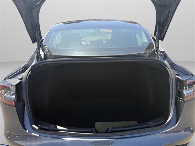 2018 Tesla Model 3 Long Range, available for sale in Stratford, Connecticut | Wiz Leasing Inc. Stratford, Connecticut 2018 Tesla Model 3 Long Range, available for sale in Stratford, Connecticut | Wiz Leasing Inc. Stratford, Connecticut