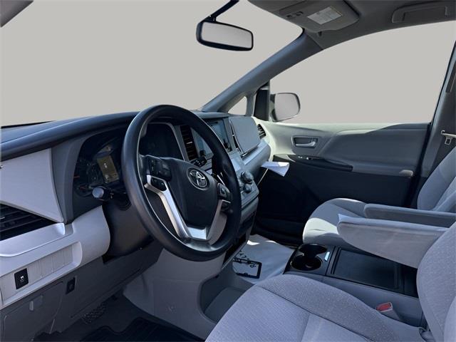 2015 Toyota Sienna LE, available for sale in Stratford, Connecticut | Wiz Leasing Inc. Stratford, Connecticut 2015 Toyota Sienna LE, available for sale in Stratford, Connecticut | Wiz Leasing Inc. Stratford, Connecticut