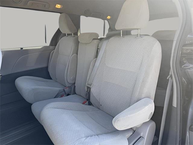2015 Toyota Sienna LE, available for sale in Stratford, Connecticut | Wiz Leasing Inc. Stratford, Connecticut 2015 Toyota Sienna LE, available for sale in Stratford, Connecticut | Wiz Leasing Inc. Stratford, Connecticut