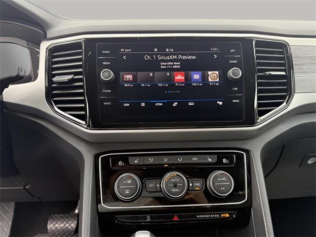 2022 Volkswagen Atlas Cross Sport 2.0T SE w/Technology, available for sale in Stratford, Connecticut | Wiz Leasing Inc. Stratford, Connecticut 2022 Volkswagen Atlas Cross Sport 2.0T SE w/Technology, available for sale in Stratford, Connecticut | Wiz Leasing Inc. Stratford, Connecticut