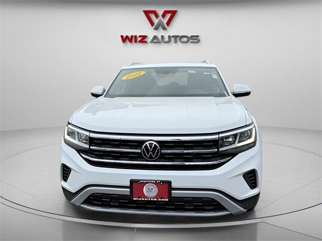 2022 Volkswagen Atlas Cross Sport 2.0T SE w/Technology, available for sale in Stratford, Connecticut | Wiz Leasing Inc. Stratford, Connecticut 2022 Volkswagen Atlas Cross Sport 2.0T SE w/Technology, available for sale in Stratford, Connecticut | Wiz Leasing Inc. Stratford, Connecticut