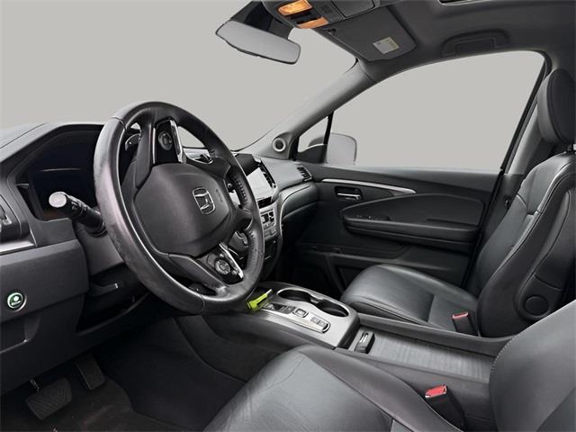 2021 Honda Pilot Special Edition, available for sale in Stratford, Connecticut | Wiz Leasing Inc. Stratford, Connecticut 2021 Honda Pilot Special Edition, available for sale in Stratford, Connecticut | Wiz Leasing Inc. Stratford, Connecticut