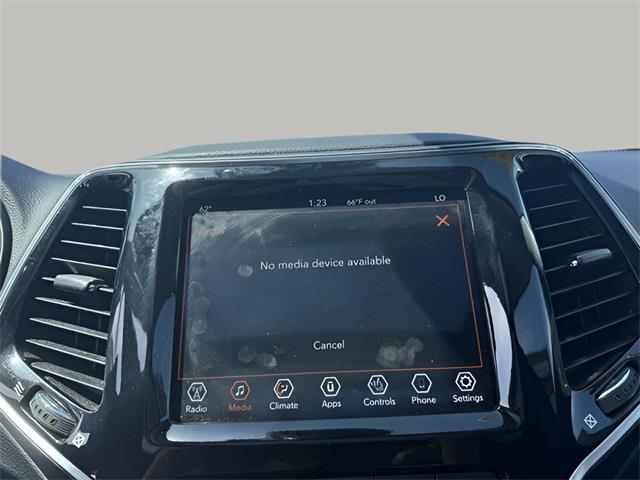 2022 Jeep Cherokee Limited, available for sale in Stratford, Connecticut | Wiz Leasing Inc. Stratford, Connecticut 2022 Jeep Cherokee Limited, available for sale in Stratford, Connecticut | Wiz Leasing Inc. Stratford, Connecticut