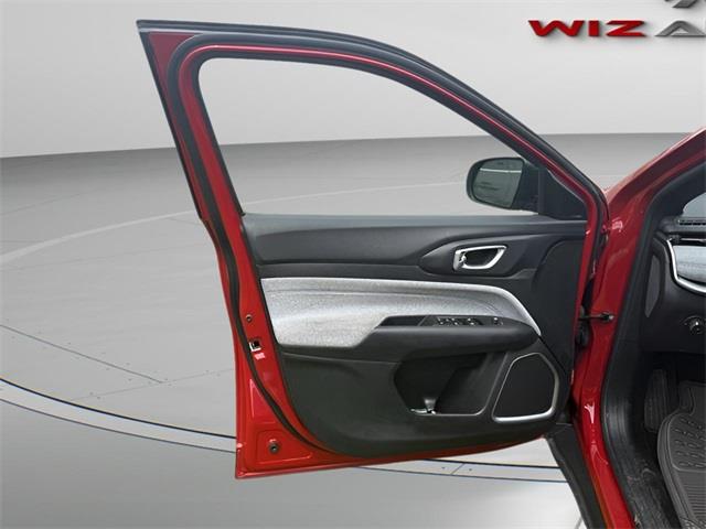 2023 Jeep Compass Latitude, available for sale in Stratford, Connecticut | Wiz Leasing Inc. Stratford, Connecticut 2023 Jeep Compass Latitude, available for sale in Stratford, Connecticut | Wiz Leasing Inc. Stratford, Connecticut