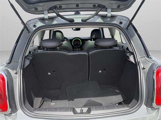 2014 Mini Cooper s Base, available for sale in Stratford, Connecticut | Wiz Leasing Inc. Stratford, Connecticut 2014 Mini Cooper s Base, available for sale in Stratford, Connecticut | Wiz Leasing Inc. Stratford, Connecticut