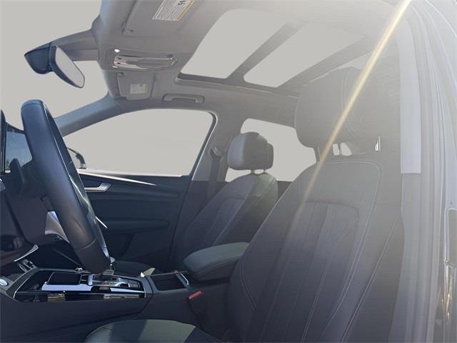 2022 Audi Q5 45 S line Premium, available for sale in Stratford, Connecticut | Wiz Leasing Inc. Stratford, Connecticut 2022 Audi Q5 45 S line Premium, available for sale in Stratford, Connecticut | Wiz Leasing Inc. Stratford, Connecticut