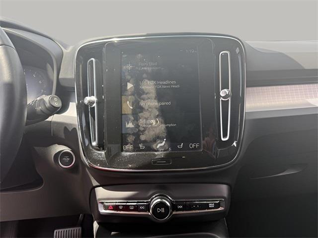 2021 Volvo Xc40 Momentum, available for sale in Stratford, Connecticut | Wiz Leasing Inc. Stratford, Connecticut 2021 Volvo Xc40 Momentum, available for sale in Stratford, Connecticut | Wiz Leasing Inc. Stratford, Connecticut