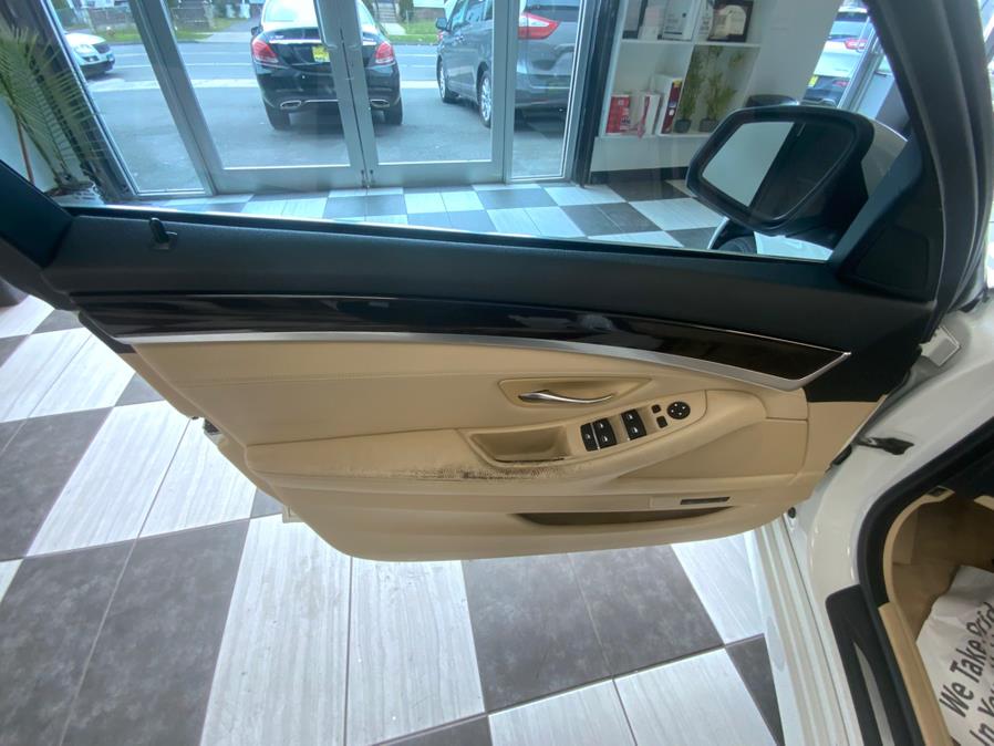 2015 BMW 5 Series 4dr Sdn 528i xDrive AWD, available for sale in Hartford, Connecticut | Franklin Motors Auto Sales LLC. Hartford, Connecticut 2015 BMW 5 Series 4dr Sdn 528i xDrive AWD, available for sale in Hartford, Connecticut | Franklin Motors Auto Sales LLC. Hartford, Connecticut