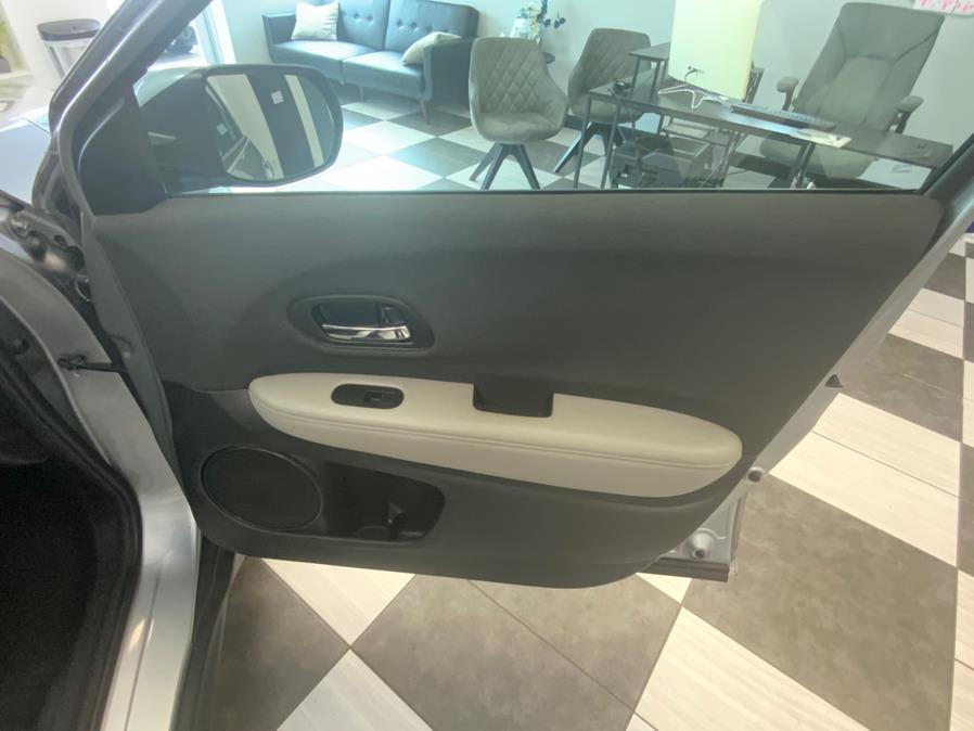 2019 Honda HR-V LX AWD CVT, available for sale in Hartford, Connecticut | Franklin Motors Auto Sales LLC. Hartford, Connecticut 2019 Honda HR-V LX AWD CVT, available for sale in Hartford, Connecticut | Franklin Motors Auto Sales LLC. Hartford, Connecticut