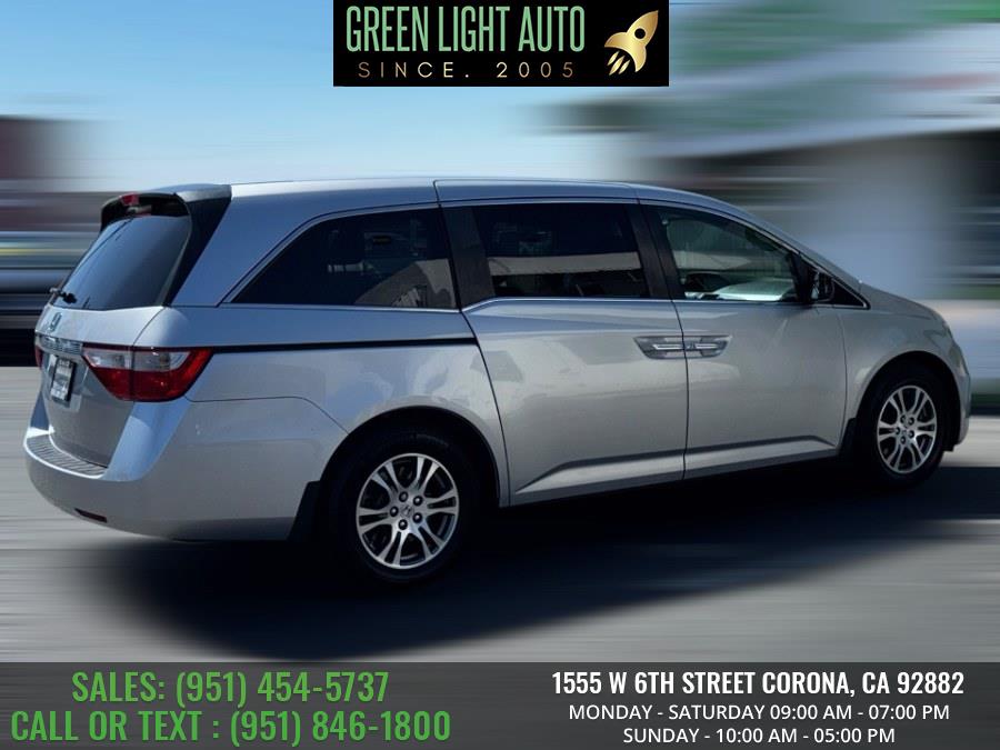 2013 Honda Odyssey 5dr EX, available for sale in Corona, California | Green Light Auto. Corona, California 2013 Honda Odyssey 5dr EX, available for sale in Corona, California | Green Light Auto. Corona, California