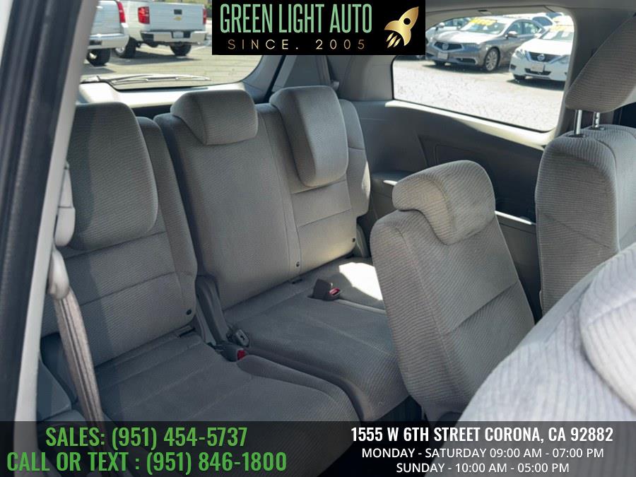 2013 Honda Odyssey 5dr EX, available for sale in Corona, California | Green Light Auto. Corona, California 2013 Honda Odyssey 5dr EX, available for sale in Corona, California | Green Light Auto. Corona, California