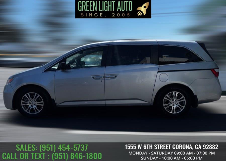 2013 Honda Odyssey 5dr EX, available for sale in Corona, California | Green Light Auto. Corona, California 2013 Honda Odyssey 5dr EX, available for sale in Corona, California | Green Light Auto. Corona, California