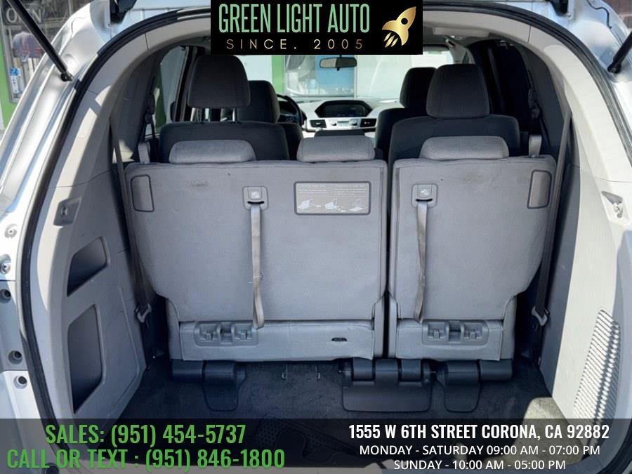 2013 Honda Odyssey 5dr EX, available for sale in Corona, California | Green Light Auto. Corona, California 2013 Honda Odyssey 5dr EX, available for sale in Corona, California | Green Light Auto. Corona, California