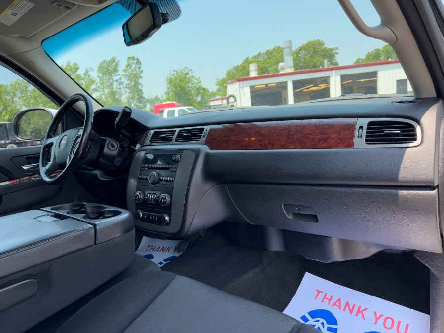 2014 GMC Yukon XL 4WD 4dr SLE, available for sale in Ortonville, Michigan | Marsh Auto Sales LLC. Ortonville, Michigan 2014 GMC Yukon XL 4WD 4dr SLE, available for sale in Ortonville, Michigan | Marsh Auto Sales LLC. Ortonville, Michigan