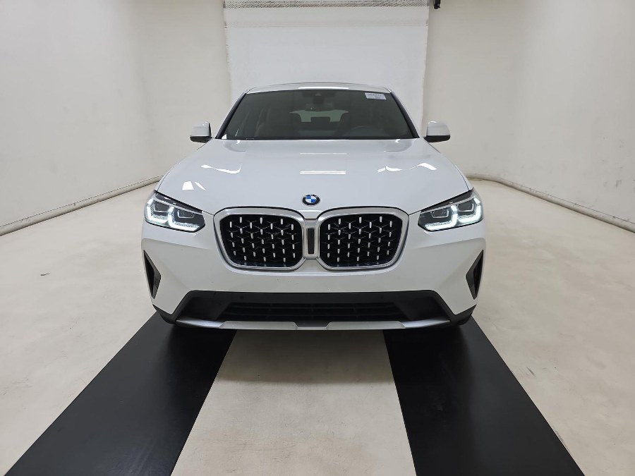 2022 BMW X4 xDrive30i Sports Activity Coupe, available for sale in Franklin Square, New York | Luxury Motor Club. Franklin Square, New York 2022 BMW X4 xDrive30i Sports Activity Coupe, available for sale in Franklin Square, New York | Luxury Motor Club. Franklin Square, New York