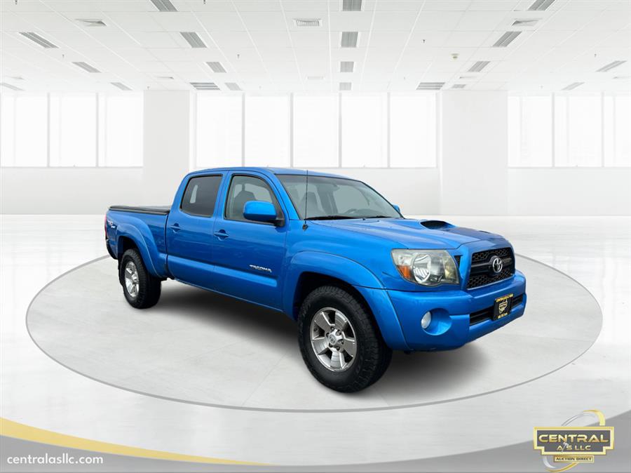 2011 Toyota Tacoma 4WD Double LB V6 AT (Natl), available for sale in East Windsor, Connecticut | Central A/S LLC. East Windsor, Connecticut 2011 Toyota Tacoma 4WD Double LB V6 AT (Natl), available for sale in East Windsor, Connecticut | Central A/S LLC. East Windsor, Connecticut