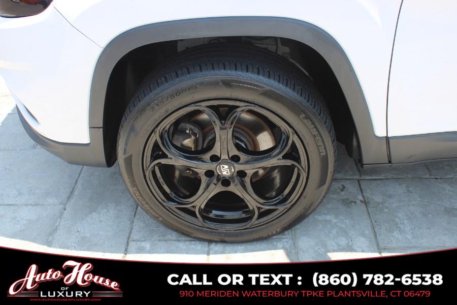 2020 Jeep Cherokee Latitude Plus 4x4, available for sale in Plantsville, Connecticut | Auto House of Luxury. Plantsville, Connecticut 2020 Jeep Cherokee Latitude Plus 4x4, available for sale in Plantsville, Connecticut | Auto House of Luxury. Plantsville, Connecticut