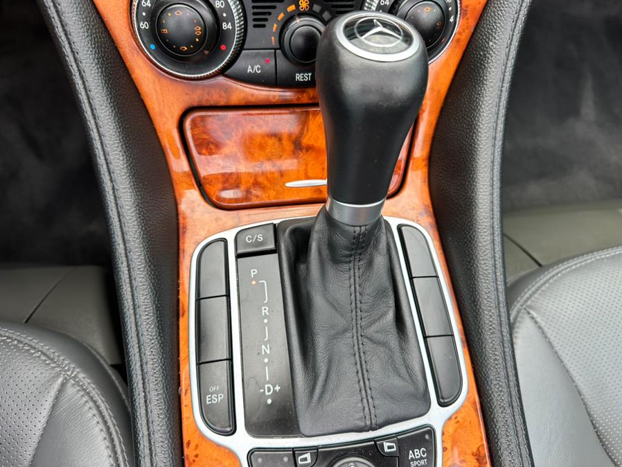 2006 Mercedes-Benz SL-Class 2dr Roadster 5.0L, available for sale in South Windsor, Connecticut | Mike And Tony Auto Sales, Inc. South Windsor, Connecticut 2006 Mercedes-Benz SL-Class 2dr Roadster 5.0L, available for sale in South Windsor, Connecticut | Mike And Tony Auto Sales, Inc. South Windsor, Connecticut