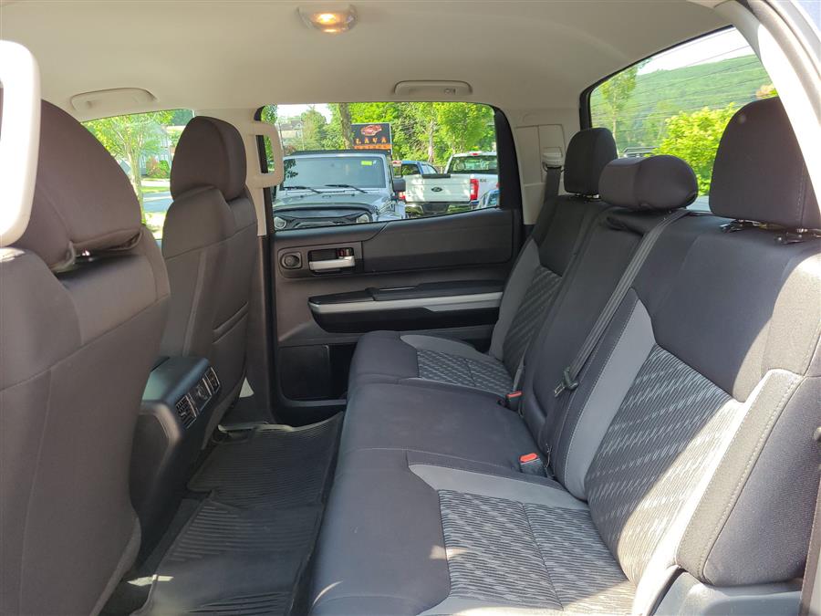 2018 Toyota Tundra 4WD SR5 CrewMax 5.5'' Bed 5.7L (Natl), available for sale in Canton, Connecticut | Lava Motors. Canton, Connecticut 2018 Toyota Tundra 4WD SR5 CrewMax 5.5'' Bed 5.7L (Natl), available for sale in Canton, Connecticut | Lava Motors. Canton, Connecticut