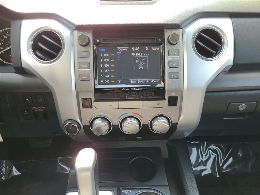 2018 Toyota Tundra 4WD SR5 CrewMax 5.5'' Bed 5.7L (Natl), available for sale in Canton, Connecticut | Lava Motors. Canton, Connecticut 2018 Toyota Tundra 4WD SR5 CrewMax 5.5'' Bed 5.7L (Natl), available for sale in Canton, Connecticut | Lava Motors. Canton, Connecticut