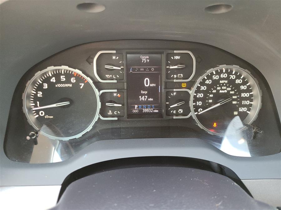 2018 Toyota Tundra 4WD SR5 CrewMax 5.5'' Bed 5.7L (Natl), available for sale in Canton, Connecticut | Lava Motors. Canton, Connecticut 2018 Toyota Tundra 4WD SR5 CrewMax 5.5'' Bed 5.7L (Natl), available for sale in Canton, Connecticut | Lava Motors. Canton, Connecticut