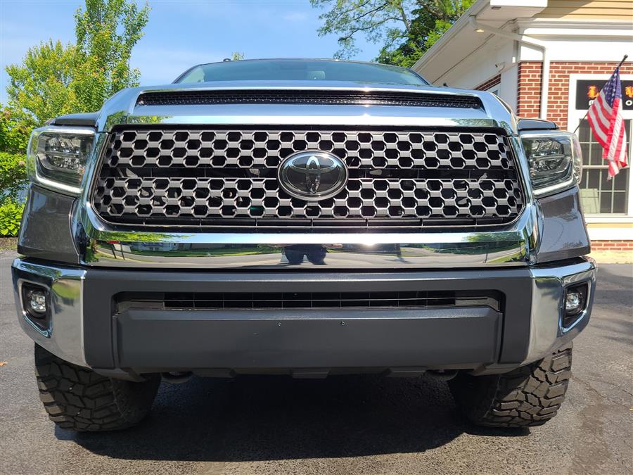 2018 Toyota Tundra 4WD SR5 CrewMax 5.5'' Bed 5.7L (Natl), available for sale in Canton, Connecticut | Lava Motors. Canton, Connecticut 2018 Toyota Tundra 4WD SR5 CrewMax 5.5'' Bed 5.7L (Natl), available for sale in Canton, Connecticut | Lava Motors. Canton, Connecticut