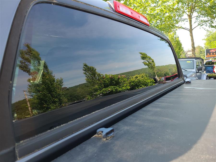 2018 Toyota Tundra 4WD SR5 CrewMax 5.5'' Bed 5.7L (Natl), available for sale in Canton, Connecticut | Lava Motors. Canton, Connecticut 2018 Toyota Tundra 4WD SR5 CrewMax 5.5'' Bed 5.7L (Natl), available for sale in Canton, Connecticut | Lava Motors. Canton, Connecticut