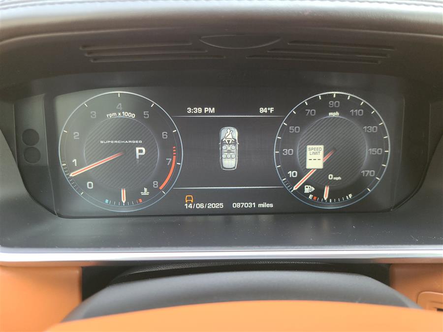 2016 Land Rover Range Rover 4WD 4dr Autobiography LWB, available for sale in Canton, Connecticut | Lava Motors. Canton, Connecticut 2016 Land Rover Range Rover 4WD 4dr Autobiography LWB, available for sale in Canton, Connecticut | Lava Motors. Canton, Connecticut
