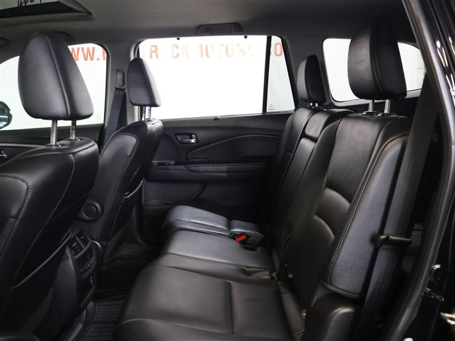 2019 Honda Pilot EXL, available for sale in Paterson, New Jersey | Fast Track Motors. Paterson, New Jersey 2019 Honda Pilot EXL, available for sale in Paterson, New Jersey | Fast Track Motors. Paterson, New Jersey
