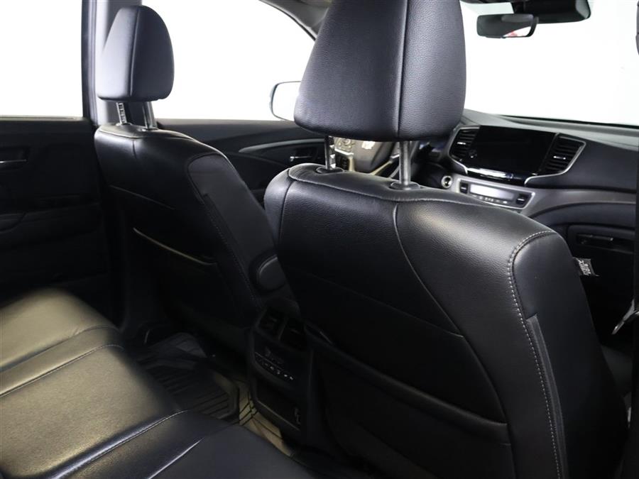 2019 Honda Pilot EXL, available for sale in Paterson, New Jersey | Fast Track Motors. Paterson, New Jersey 2019 Honda Pilot EXL, available for sale in Paterson, New Jersey | Fast Track Motors. Paterson, New Jersey