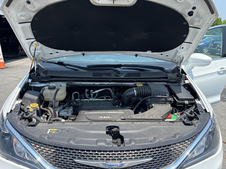 2018 Chrysler Pacifica Touring L Plus FWD, available for sale in New Windsor, New York | Prestige Pre-Owned Motors Inc. New Windsor, New York 2018 Chrysler Pacifica Touring L Plus FWD, available for sale in New Windsor, New York | Prestige Pre-Owned Motors Inc. New Windsor, New York