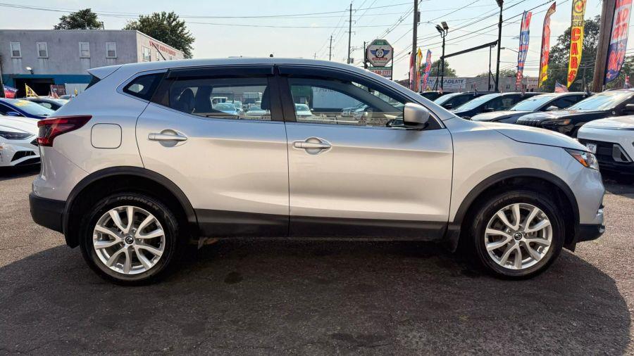 2020 Nissan Rogue Sport S Sport Utility 4D, available for sale in Linden, New Jersey | Route 27 Auto Mall. Linden, New Jersey 2020 Nissan Rogue Sport S Sport Utility 4D, available for sale in Linden, New Jersey | Route 27 Auto Mall. Linden, New Jersey