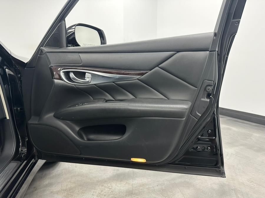 2017 INFINITI Q70 3.7 AWD, available for sale in Elizabeth, New Jersey | M Auto Group. Elizabeth, New Jersey 2017 INFINITI Q70 3.7 AWD, available for sale in Elizabeth, New Jersey | M Auto Group. Elizabeth, New Jersey