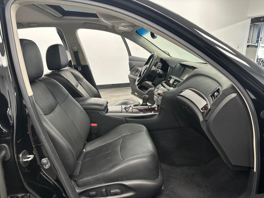 2017 INFINITI Q70 3.7 AWD, available for sale in Elizabeth, New Jersey | M Auto Group. Elizabeth, New Jersey 2017 INFINITI Q70 3.7 AWD, available for sale in Elizabeth, New Jersey | M Auto Group. Elizabeth, New Jersey