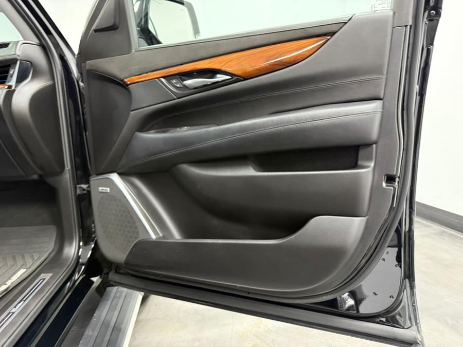2015 Cadillac Escalade 4WD 4dr Premium, available for sale in Elizabeth, New Jersey | M Auto Group. Elizabeth, New Jersey 2015 Cadillac Escalade 4WD 4dr Premium, available for sale in Elizabeth, New Jersey | M Auto Group. Elizabeth, New Jersey