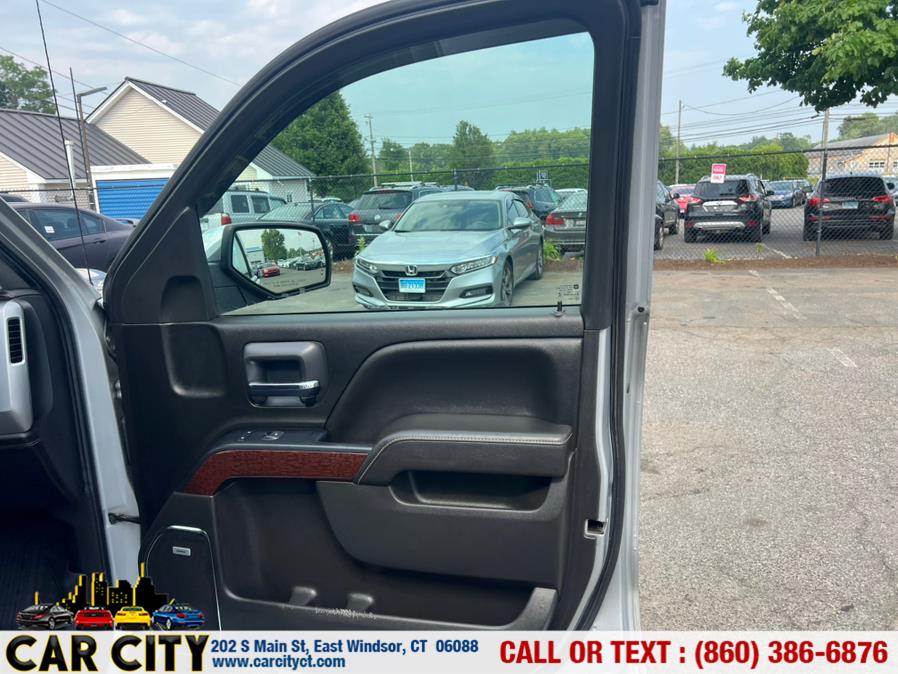 2017 GMC Sierra 1500 4WD Crew Cab 143.5" SLT, available for sale in East Windsor, Connecticut | Car City LLC. East Windsor, Connecticut 2017 GMC Sierra 1500 4WD Crew Cab 143.5" SLT, available for sale in East Windsor, Connecticut | Car City LLC. East Windsor, Connecticut