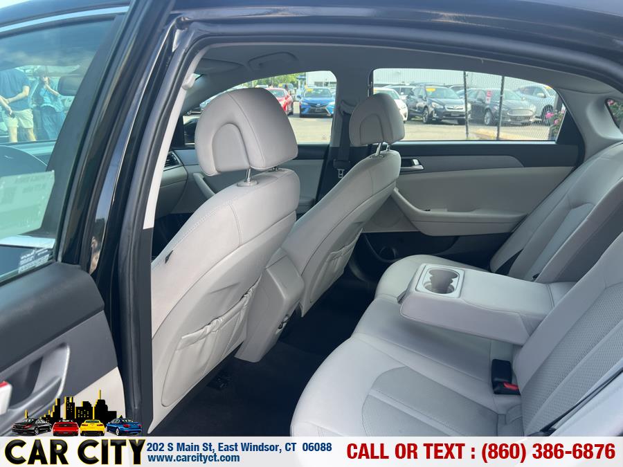 2017 Hyundai Sonata 2.4L, available for sale in East Windsor, Connecticut | Car City LLC. East Windsor, Connecticut 2017 Hyundai Sonata 2.4L, available for sale in East Windsor, Connecticut | Car City LLC. East Windsor, Connecticut