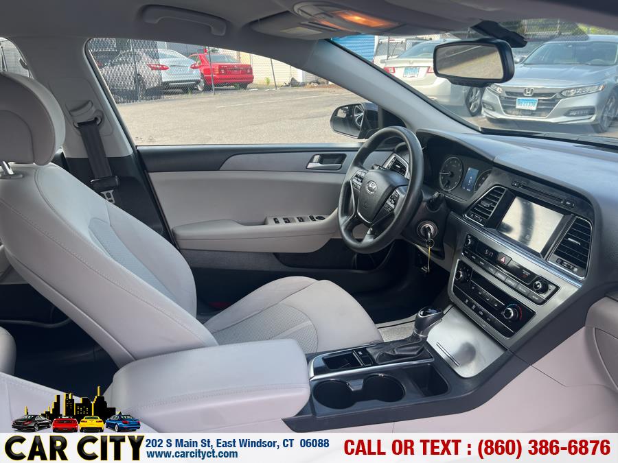 2017 Hyundai Sonata 2.4L, available for sale in East Windsor, Connecticut | Car City LLC. East Windsor, Connecticut 2017 Hyundai Sonata 2.4L, available for sale in East Windsor, Connecticut | Car City LLC. East Windsor, Connecticut