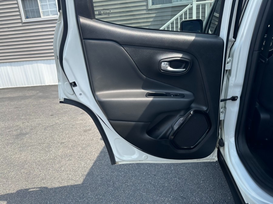 2018 Jeep Renegade Latitude Altitude 4x4, available for sale in Paterson, New Jersey | DZ Automall. Paterson, New Jersey 2018 Jeep Renegade Latitude Altitude 4x4, available for sale in Paterson, New Jersey | DZ Automall. Paterson, New Jersey