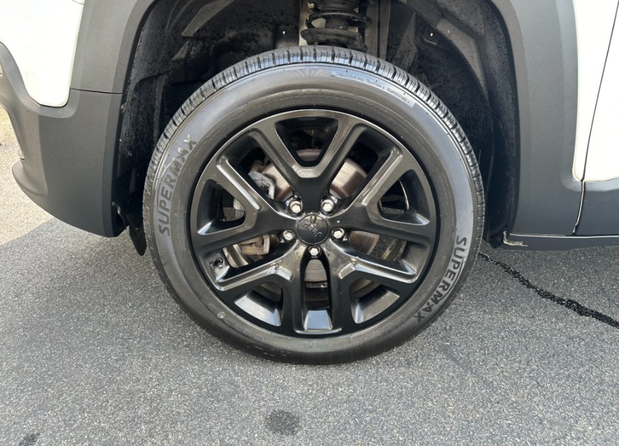 2018 Jeep Renegade Latitude Altitude 4x4, available for sale in Paterson, New Jersey | DZ Automall. Paterson, New Jersey 2018 Jeep Renegade Latitude Altitude 4x4, available for sale in Paterson, New Jersey | DZ Automall. Paterson, New Jersey
