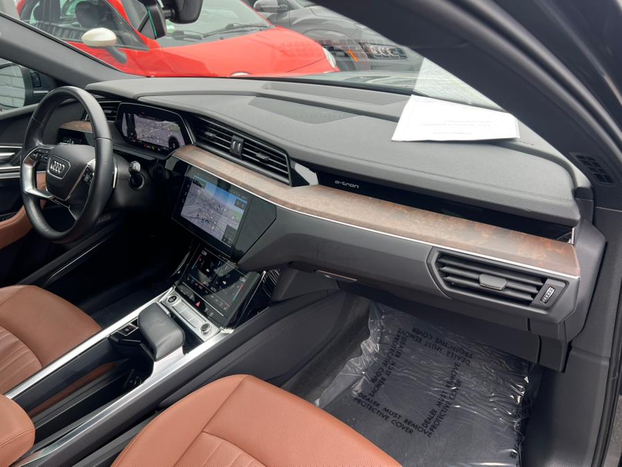 2022 Audi e-tron Premium Plus quattro, available for sale in Daly City, California | Green Light Auto Wholesale. Daly City, California 2022 Audi e-tron Premium Plus quattro, available for sale in Daly City, California | Green Light Auto Wholesale. Daly City, California