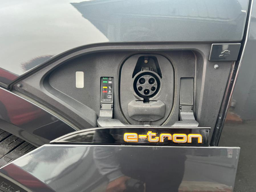2022 Audi e-tron Premium Plus quattro, available for sale in Daly City, California | Green Light Auto Wholesale. Daly City, California 2022 Audi e-tron Premium Plus quattro, available for sale in Daly City, California | Green Light Auto Wholesale. Daly City, California