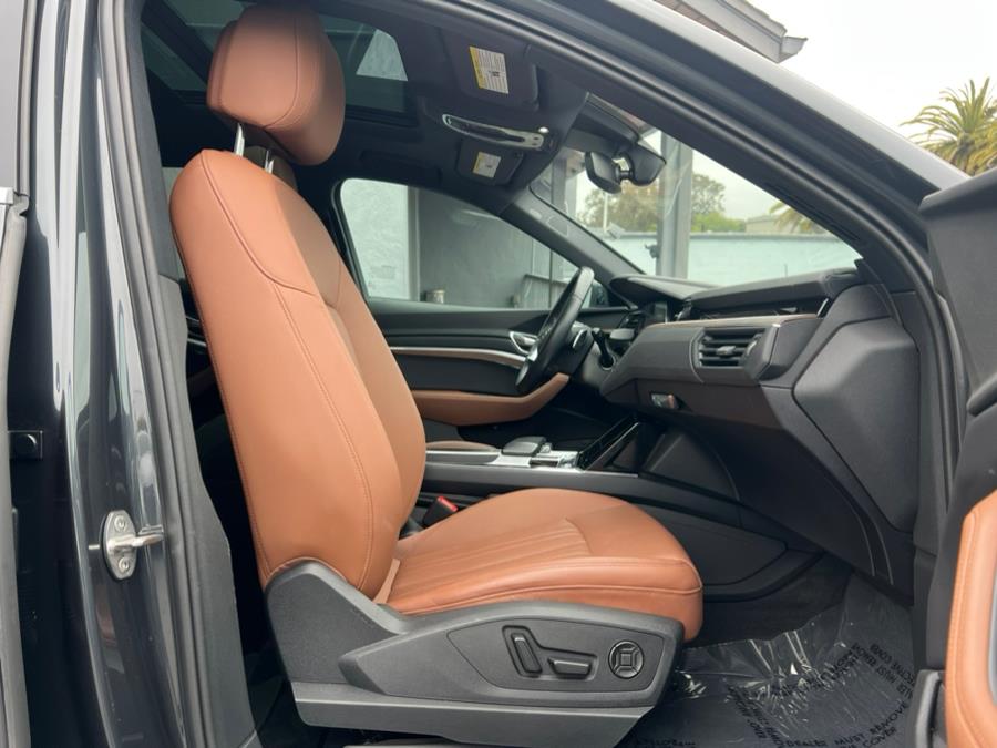 2022 Audi e-tron Premium Plus quattro, available for sale in Daly City, California | Green Light Auto Wholesale. Daly City, California 2022 Audi e-tron Premium Plus quattro, available for sale in Daly City, California | Green Light Auto Wholesale. Daly City, California