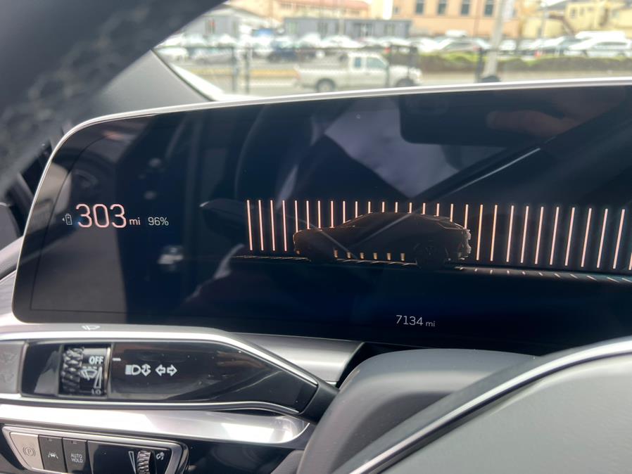 2024 Cadillac LYRIQ Luxury 450E RWD, available for sale in Daly City, California | Green Light Auto Wholesale. Daly City, California 2024 Cadillac LYRIQ Luxury 450E RWD, available for sale in Daly City, California | Green Light Auto Wholesale. Daly City, California